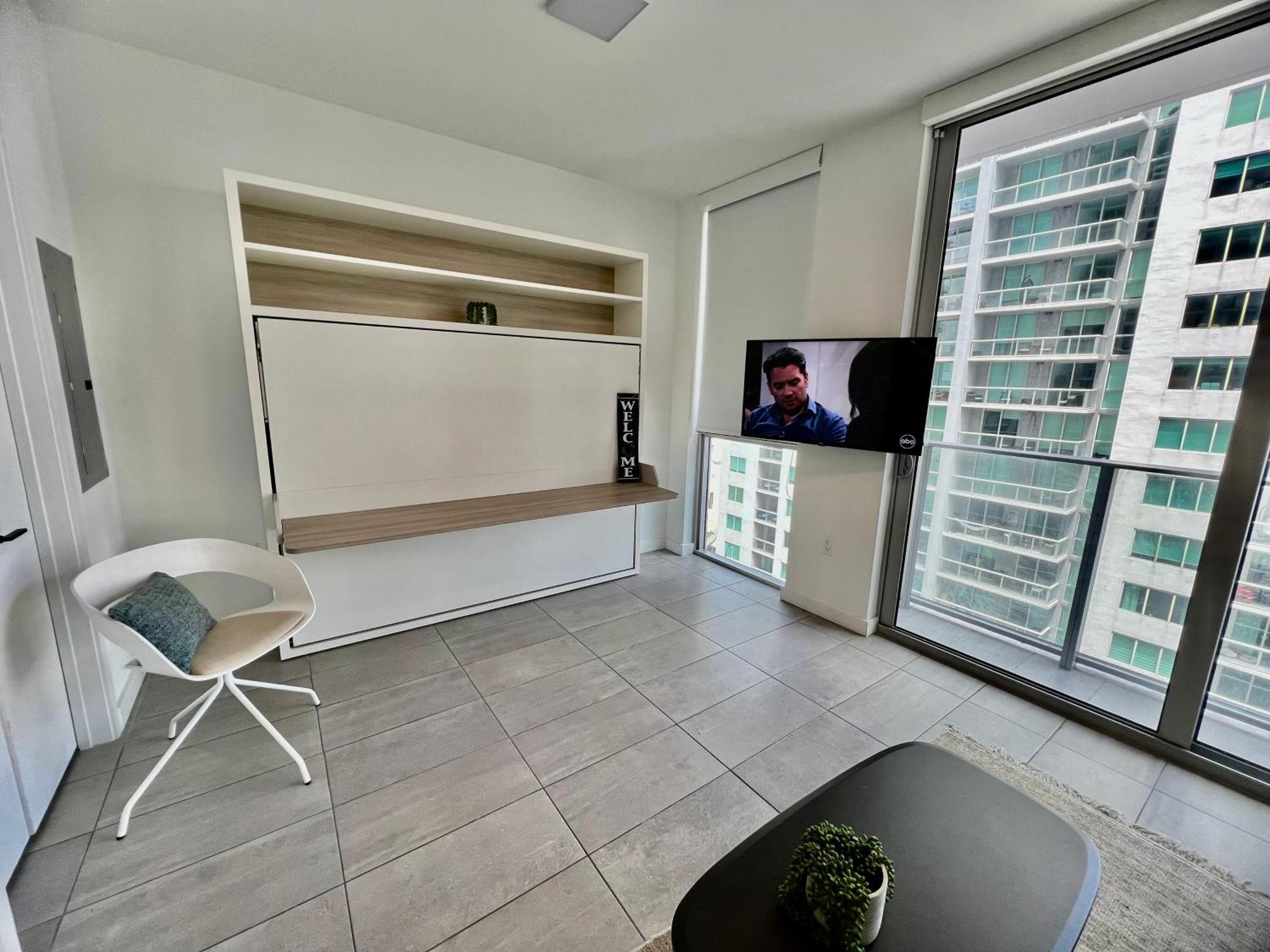 Spacious Studio In The Heart Of Downtown Miami Apartment Exterior photo